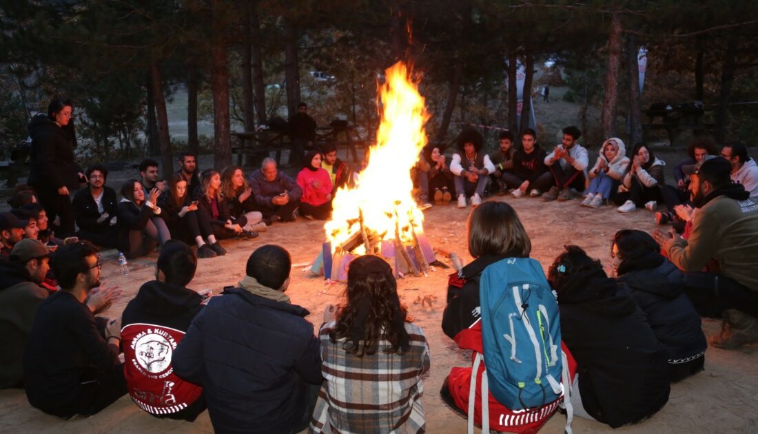 Bursa’da öğrenciler Gürsu Adrenalin Park’ta stres attı