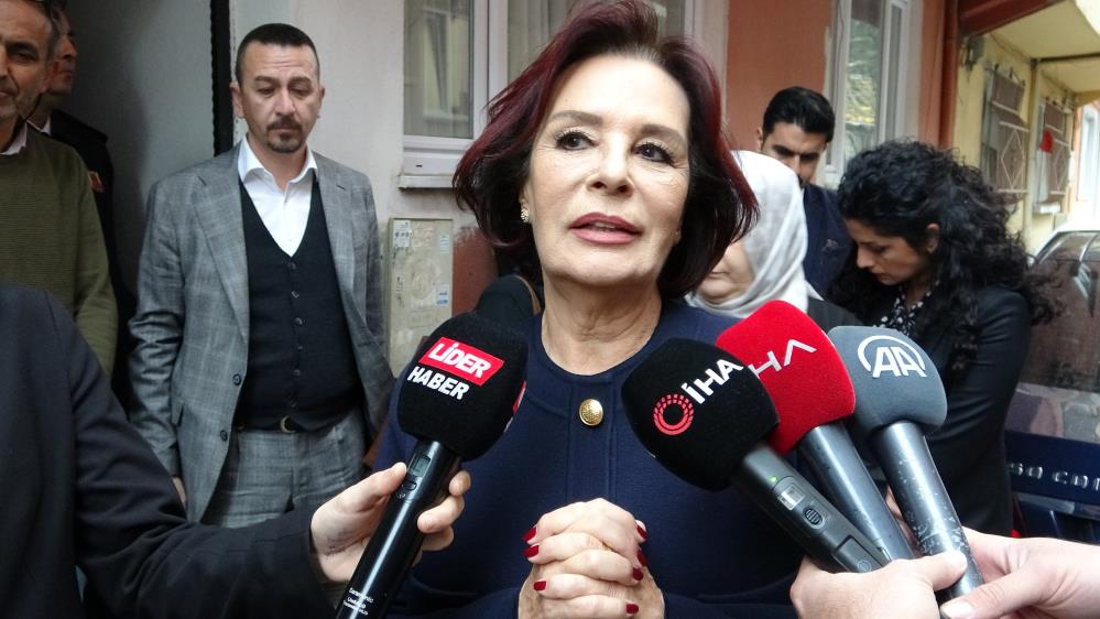 Hülya Koçyiğit’ten Bursalı şehidin ailesine ziyaret