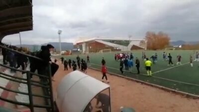 Bursa’da amatör maçta saha karıştı!