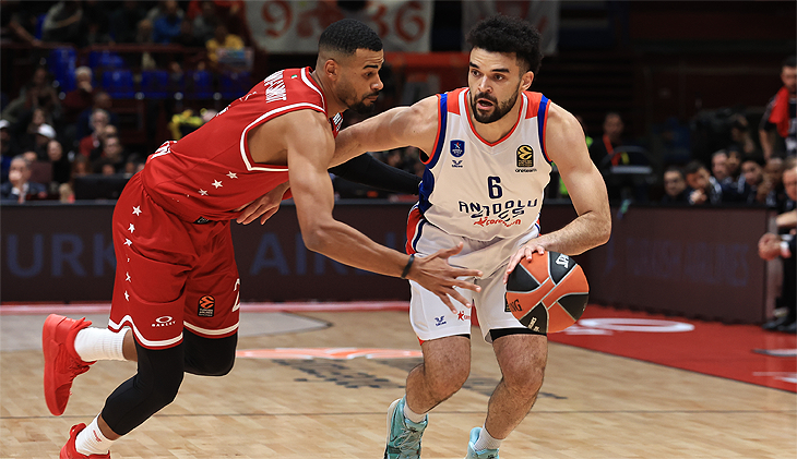 Anadolu Efes İtalya’da farklı kazandı