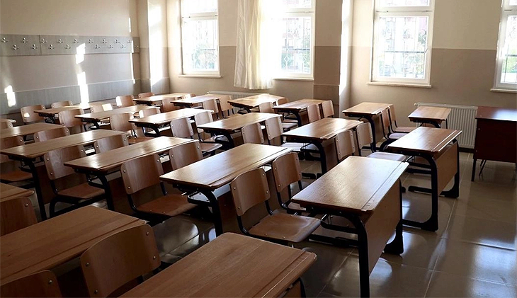 Düzce’de okullar Cuma günü de tatil edildi