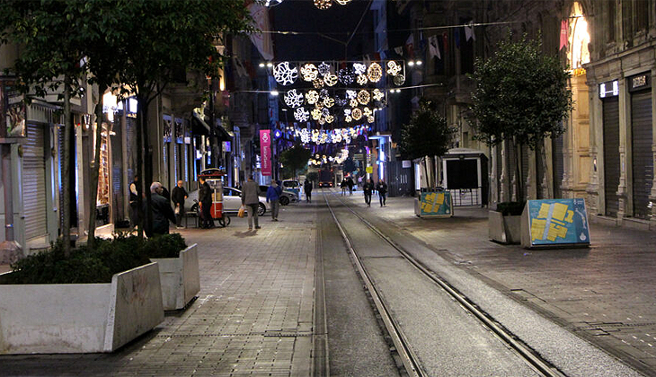 İstiklal Caddesi yaya trafiğine kapatıldı