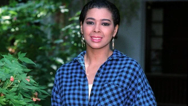 Hem Oscar hem Grammy ödüllü sanatçı Irene Cara hayatını kaybetti