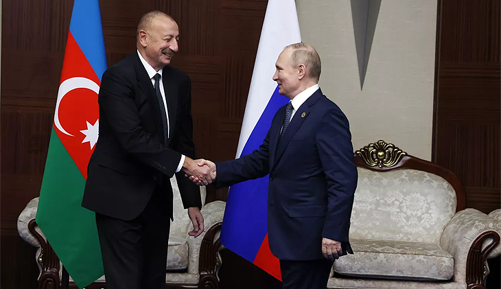 Putin, Aliyev ile telefonda görüştü