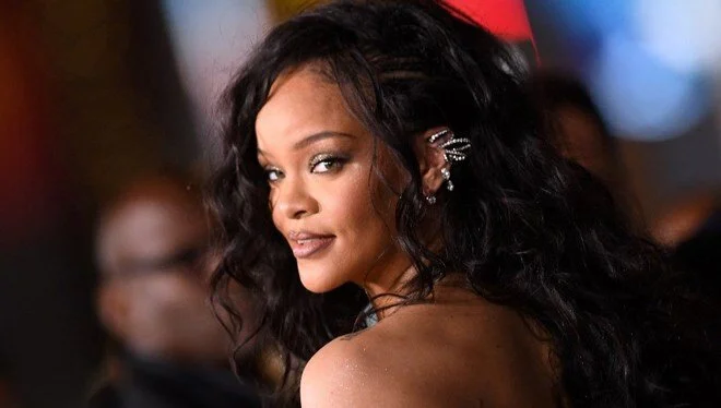 Rihanna’nın Super Bowl performansı belgesel olacak