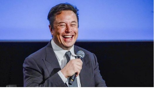 Musk tarihe geçti: 100 milyar dolar kaybeden ilk insan