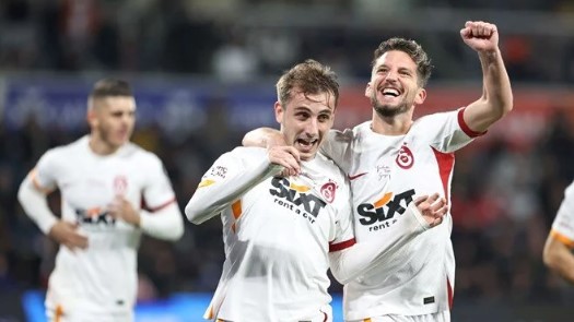 Galatasaray ilk kez Başakşehir’i 7-0 mağlup etti Galatasaray ilk kez Başakşehir’i 7-0 mağlup etti