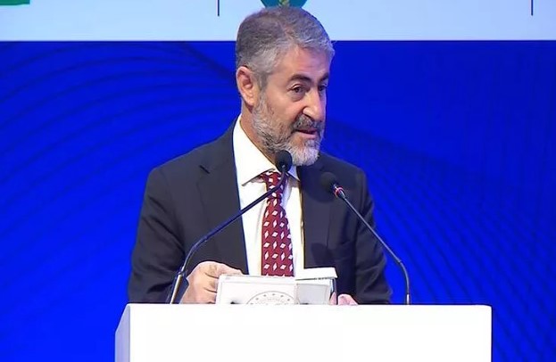 Bakan Nebati’den büyüme mesajı!