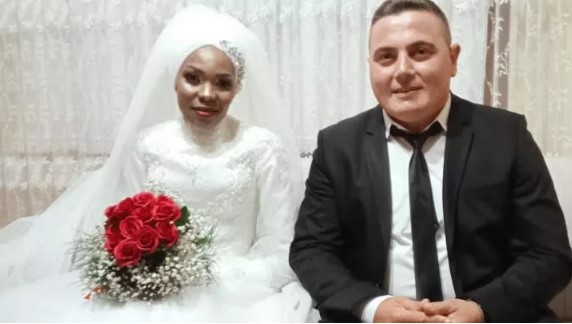 Nijerli öğretmen Rukiya Hassane Trabzon’a gelin geldi