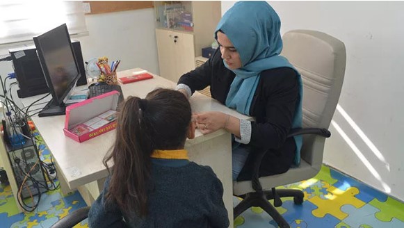 Okullarda ‘siber zorbalık’ eğitimi