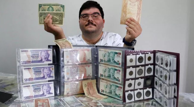 15 yılda 700 eski paranın yer aldığı koleksiyon oluşturdu