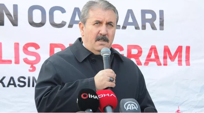 Destici: Asgari ücret zammının yüzde 40-50 arasında olacağını tahmin ediyorum