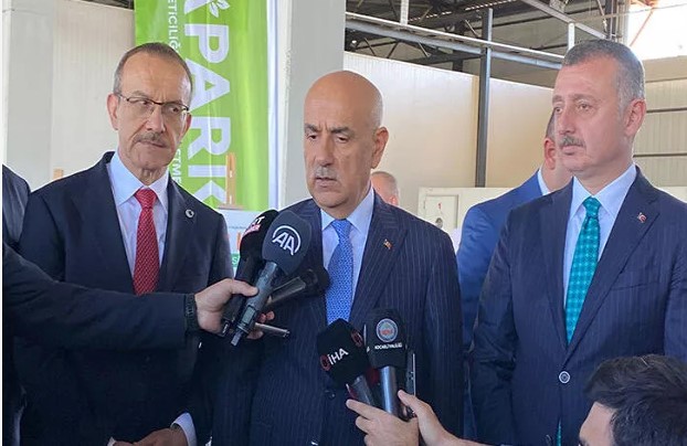 Rusya’nın kararı sonrası Bakan Kirişci’den tahıl koridoru açıklaması