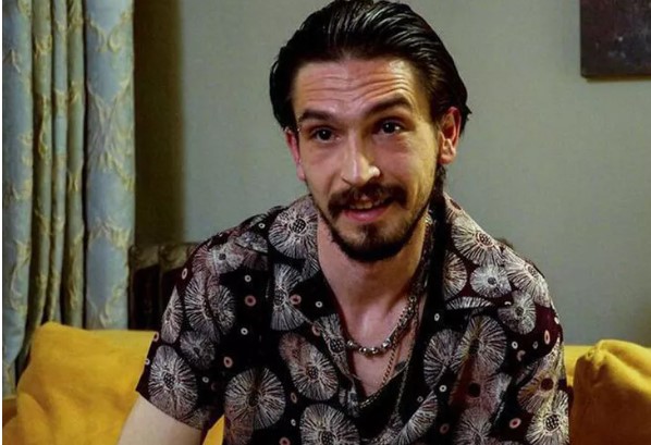 Cinsiyet değiştiren Ahmet Melih Yılmaz bralet sütyenle poz verdi!