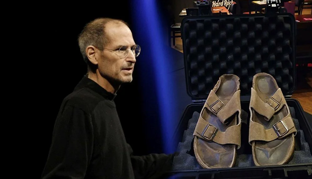 Steve Jobs’a ait terliklere rekor fiyat