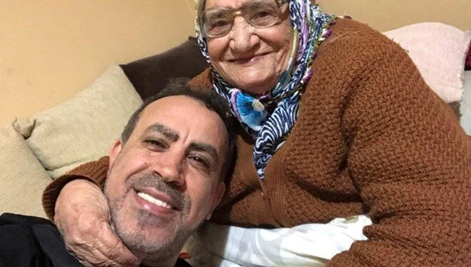 Haluk Levent vefat eden annesiyle anısını anlattı