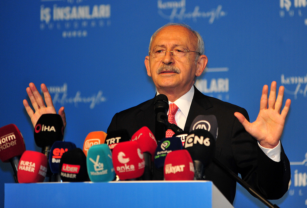 Kılıçdaroğlu, Bursa’da iş insanlarıyla bir araya geldi