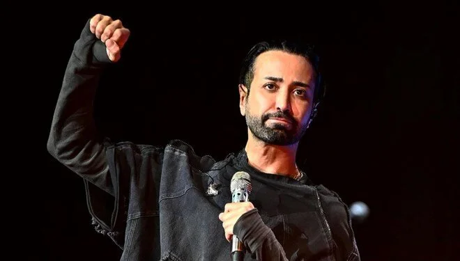 Şarkıcı Tan Taşçı’dan sahnelere ara