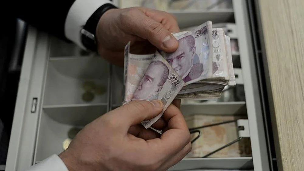 Bankalar kesenin ağzını açtı: EYT sonrası promosyon savaşı