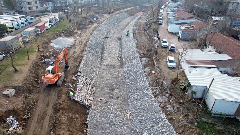 Bursa’da dereler hem güvenli hem estetik hale geliyor