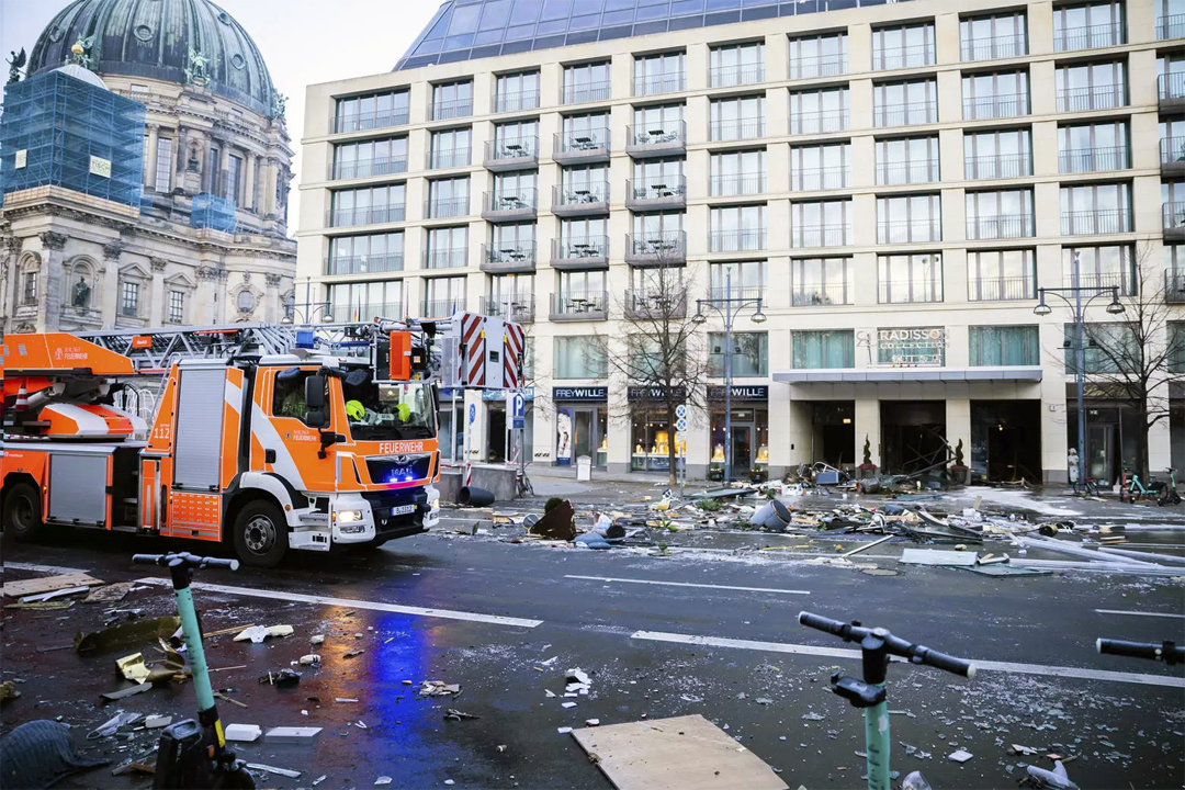 Almanya’da dev akvaryum patladı: 1 saat geç patlasaydı ölümler olabilirdi
