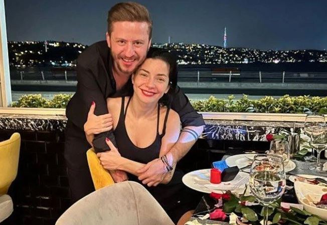 Eski eşiyle görüntülenen Merve Boluğur sinirlendi