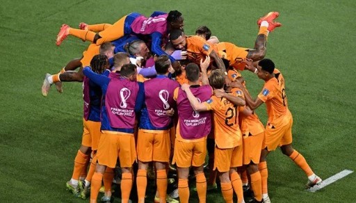 Dünya Kupası’nda ilk çeyrek finalist Hollanda