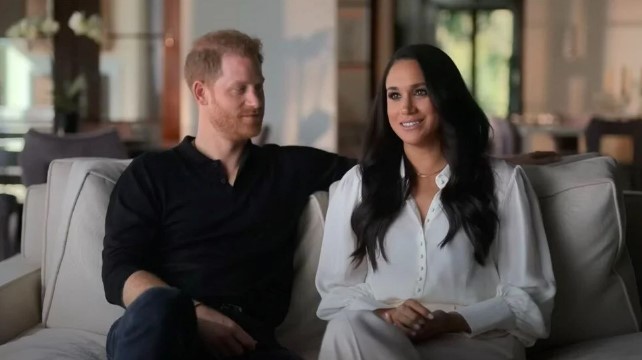 Prens Harry ve Meghan Markle’e üst düzey tepki: Taç giyme törenine gelmesinler!