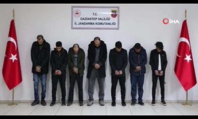 Bursa dahil 8 ilde DEAŞ operasyonu: 24 gözaltı Bursa dahil 8 ilde DEAŞ operasyonu: 24 gözaltı
