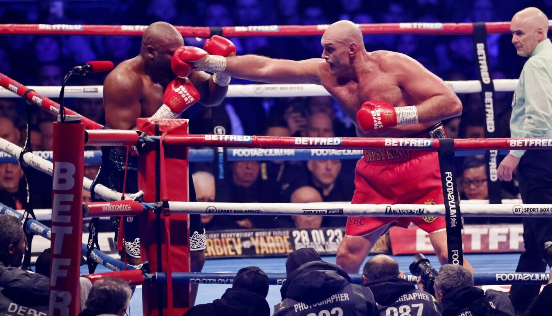 Tyson Fury, WBC ağır sıklet kemerini korudu