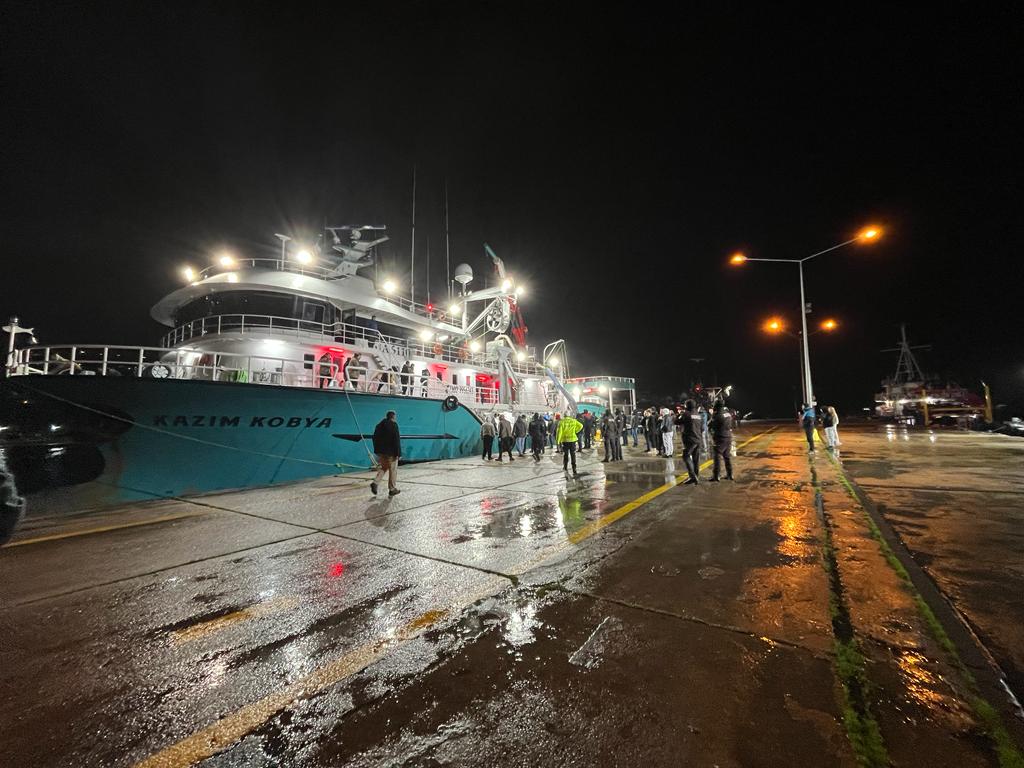 Sinop’ta kuru yük gemisinde yangın: 3’ü ağır 16 yaralı