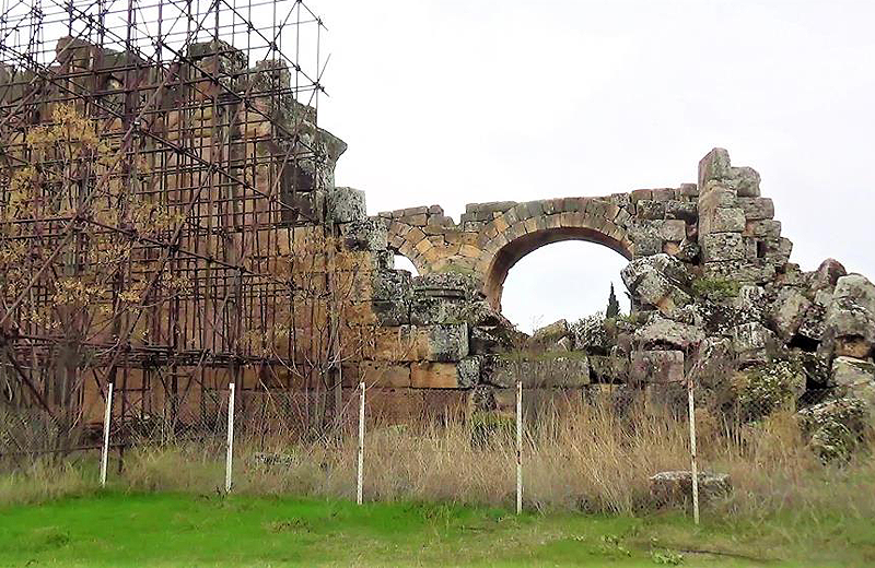 Hierapolis’teki Bazilika yıkılma tehlikesiyle karşı karşıya