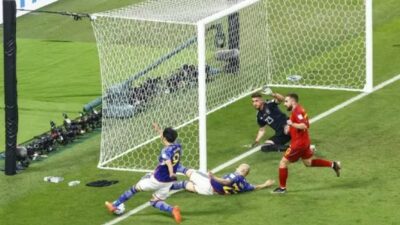 Japonya-İspanya maçında atılan golde top çizgiyi geçti mi?