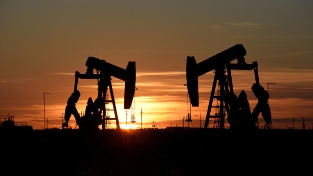 Rus petrolüne tavan fiyat uygulaması