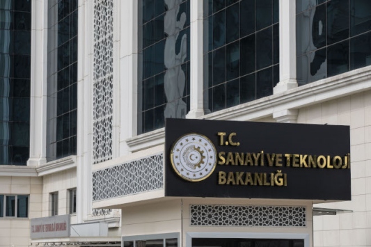 Sanayi ve Teknoloji Bakanlığı, toplam 26 milyar liralık 7 yatırıma proje bazlı destek verecek