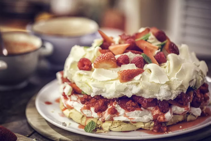 Pavlova tatlısı nasıl yapılır?