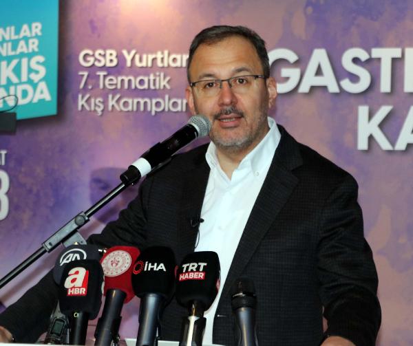 Bakan Kasapoğlu: Dünyanın en güçlü yurt altyapısına sahibiz