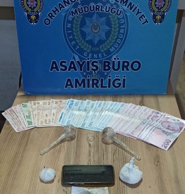 Bursa’da evde uyuşturucu ticaretine 2 gözaltı
