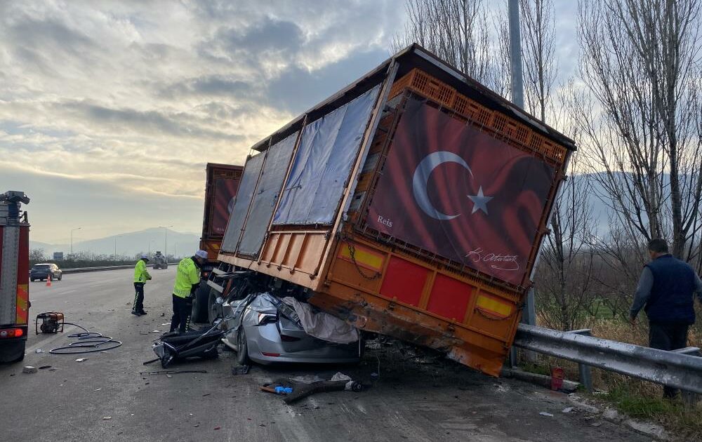 Bursa’da feci kaza! Son yolculuğuna uğurlandı