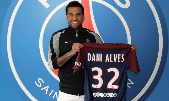 Futbol dünyası şokta! Dani Alves gözaltında