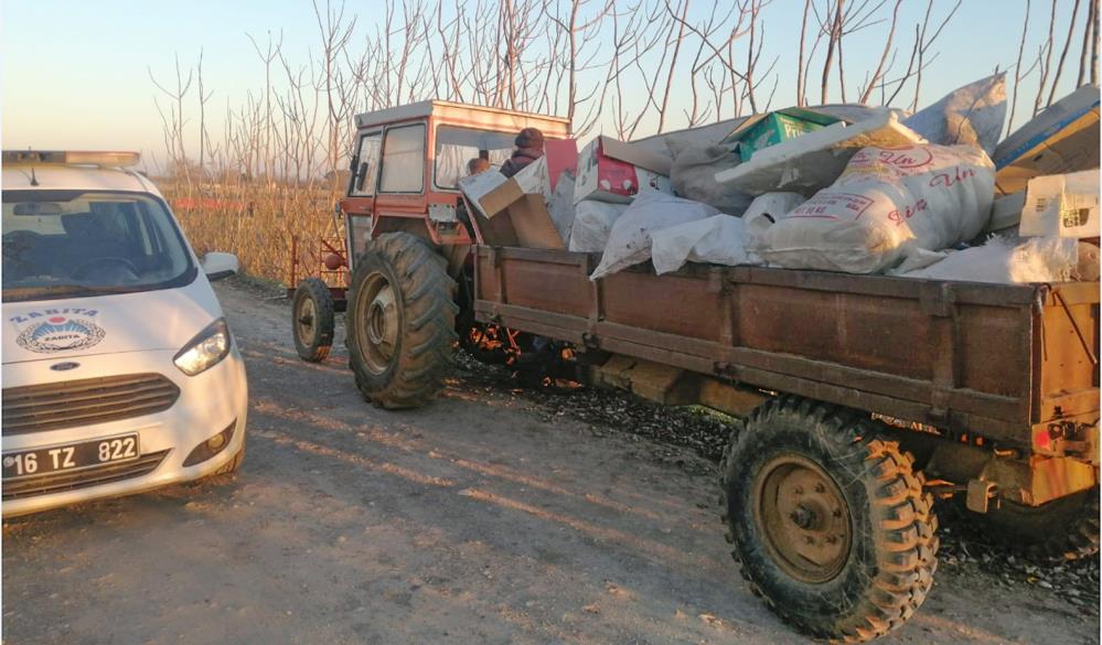 Karacabey’de kaçak moloz dökenlere geçit yok