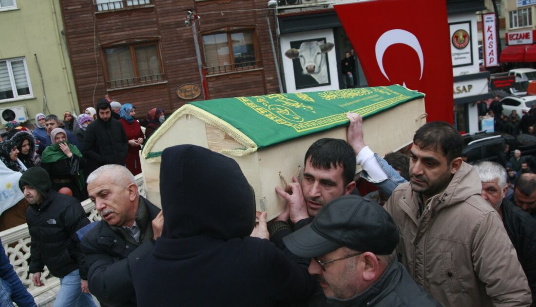 Bursa’da cinayete kurban giden 4 kişi son yolculuklarına uğurlandı