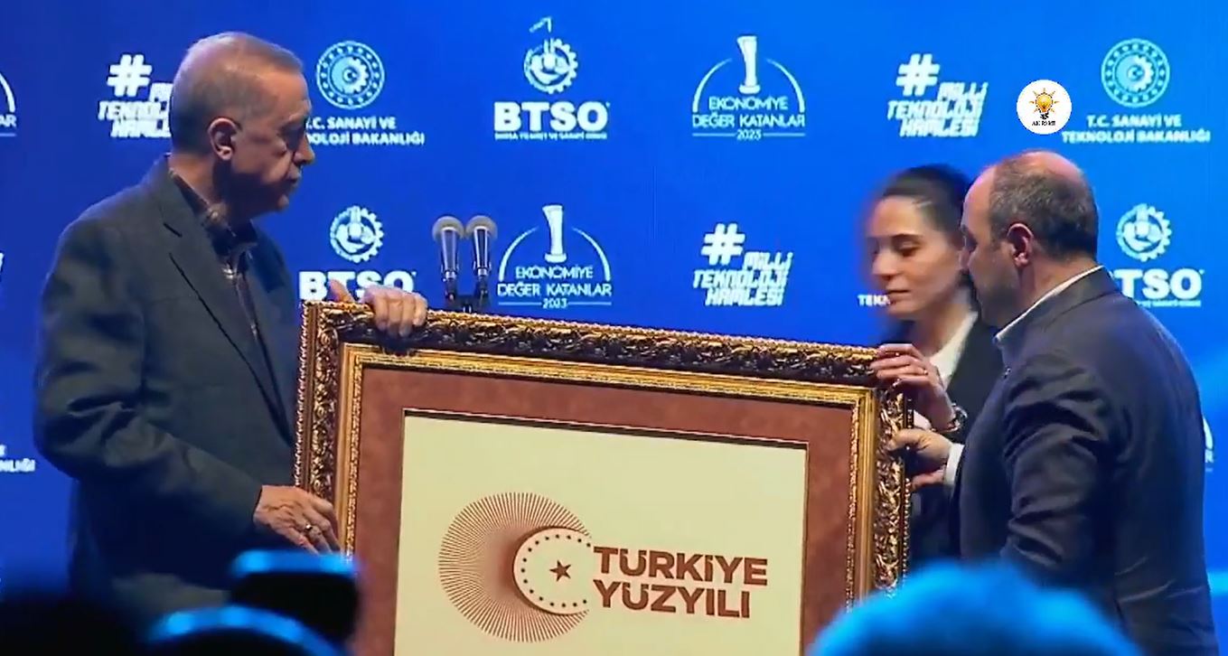 Cumhurbaşkanı Erdoğan: Tek dertleri güdük bir şahsiyeti millete cumhurbaşkanı adayı olarak kabul ettirmek - Norm Haber