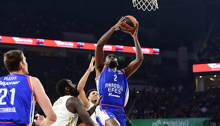 Anadolu Efes, Bayern Münih’e kaybetti