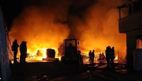 Ermenistan’da askeri kışlada yangın: 15 asker öldü Ermenistan’da askeri kışlada yangın: 15 asker öldü