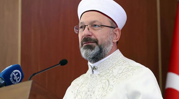Diyanet İşleri Başkanı Erbaş: Gençleri, çocukları ve aileyi muhafaza etmemiz lazım