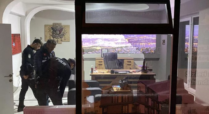 Husumetlisini tabancayla yaralayıp motosikletle kaçtı