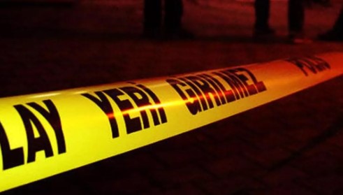 Bir kişi kan davalısı tarafından öldürüldü Bir kişi kan davalısı tarafından öldürüldü