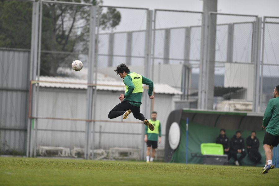 Bursaspor gol çalıştı!
