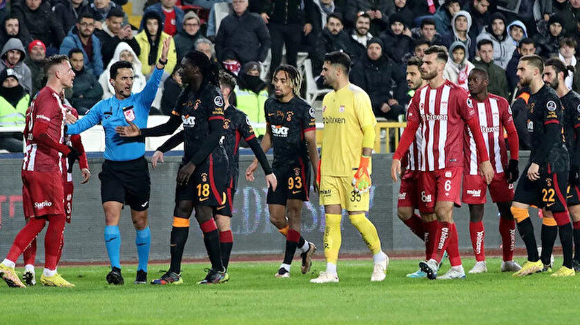TFF, VAR kayıtlarını açıkladı